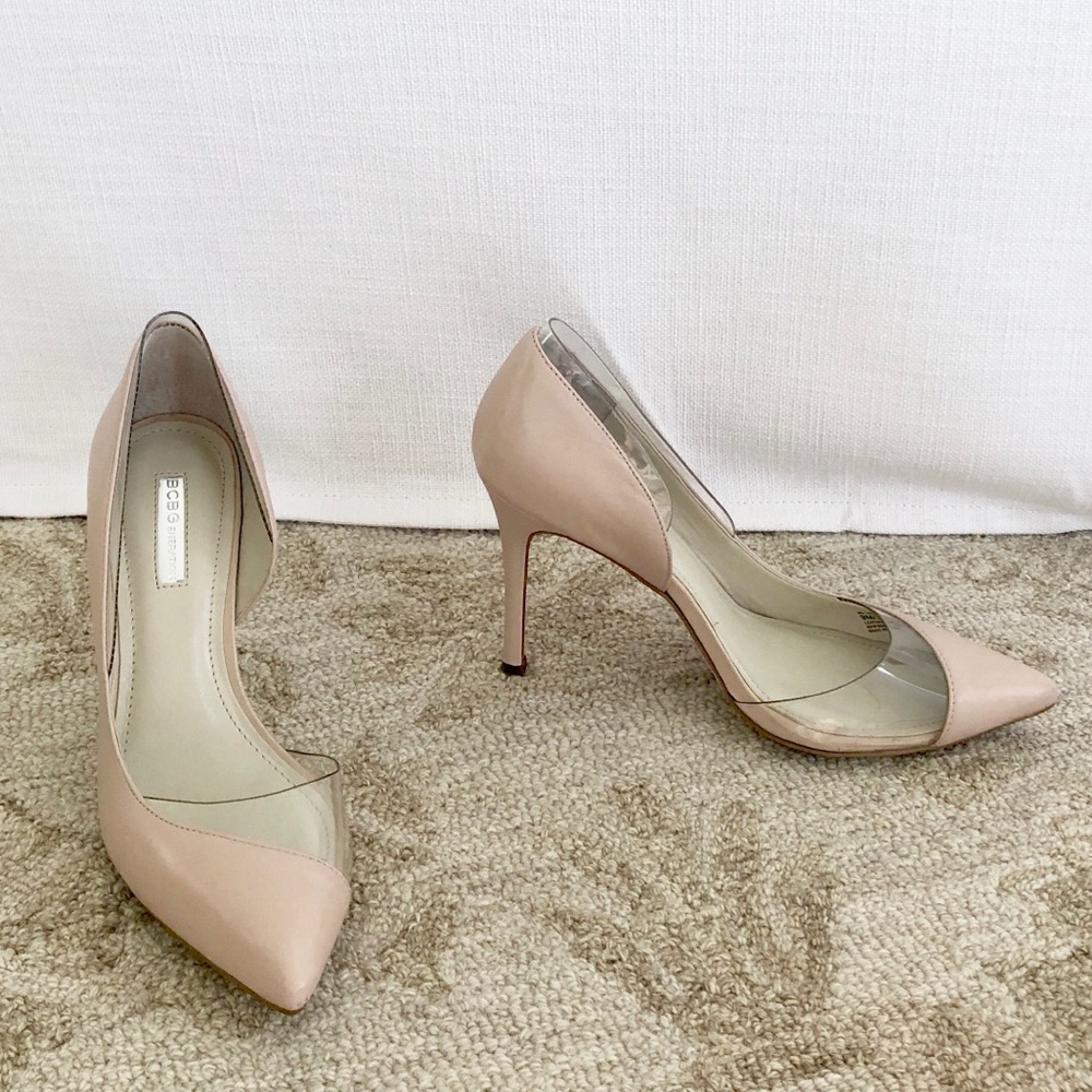 BCBG Generation size 9 nude pump